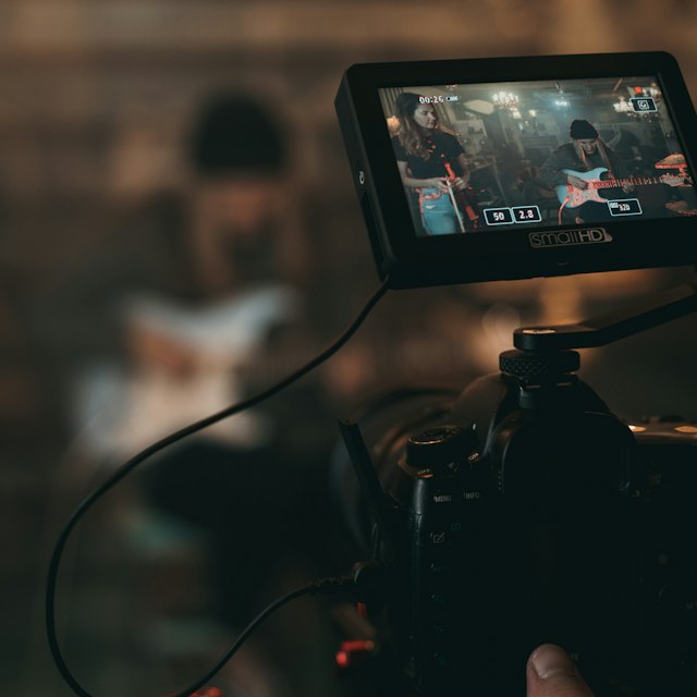 Camera monitor recording a live session
